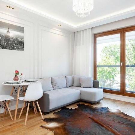 Apartments Warsaw Grzybowska By Renters Bagian luar foto
