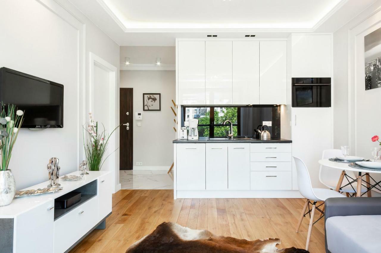Apartments Warsaw Grzybowska By Renters Bagian luar foto
