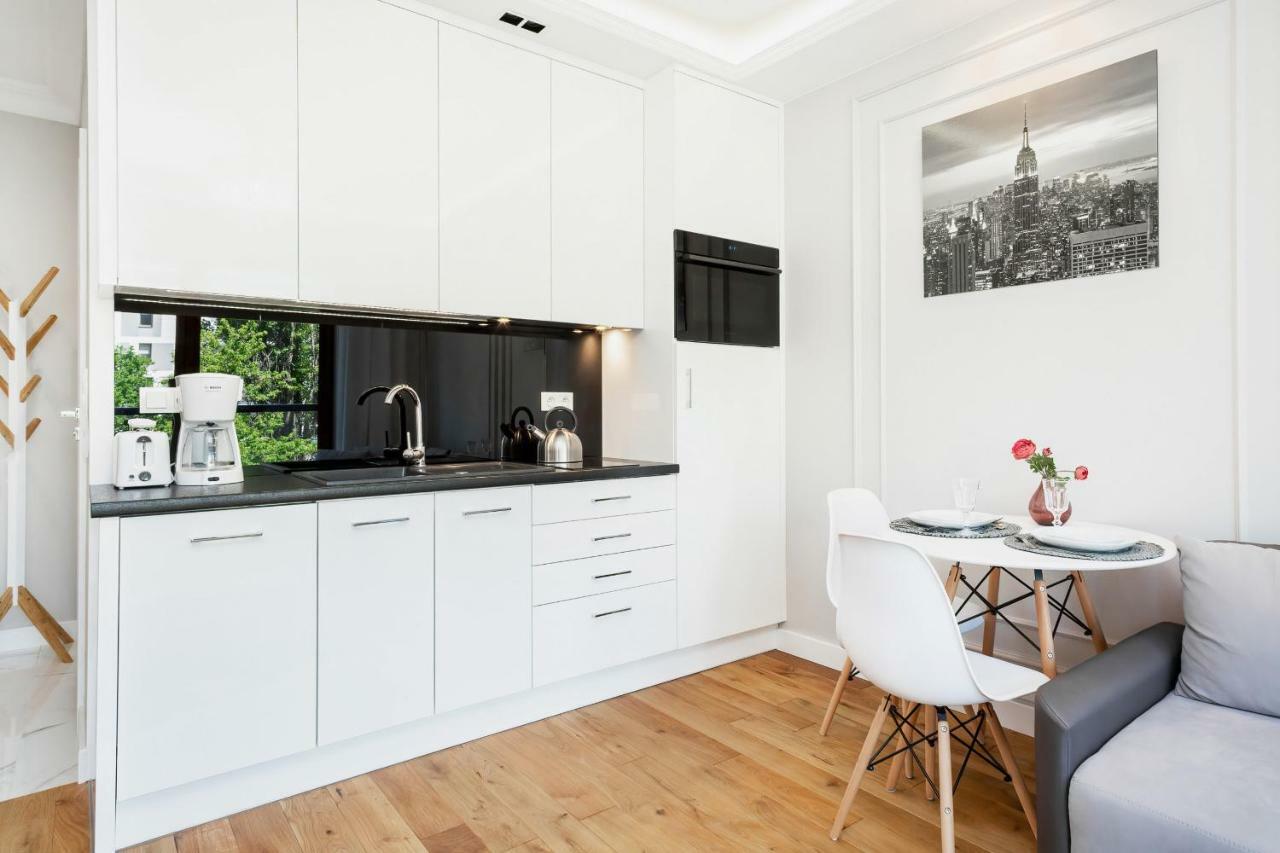 Apartments Warsaw Grzybowska By Renters Bagian luar foto