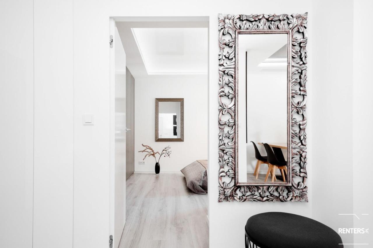 Apartments Warsaw Grzybowska By Renters Bagian luar foto